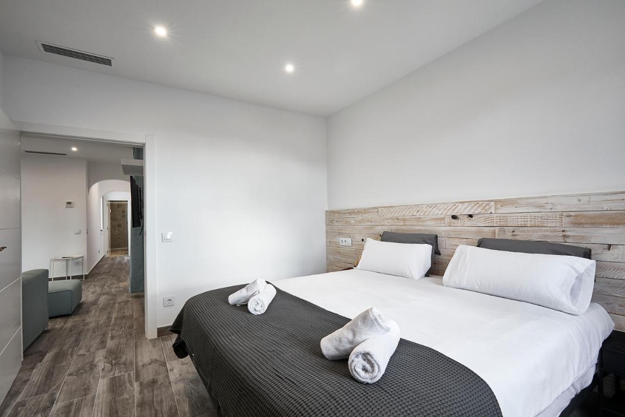 Апартаменты Bbarcelona Fira Superior Flats Экстерьер фото